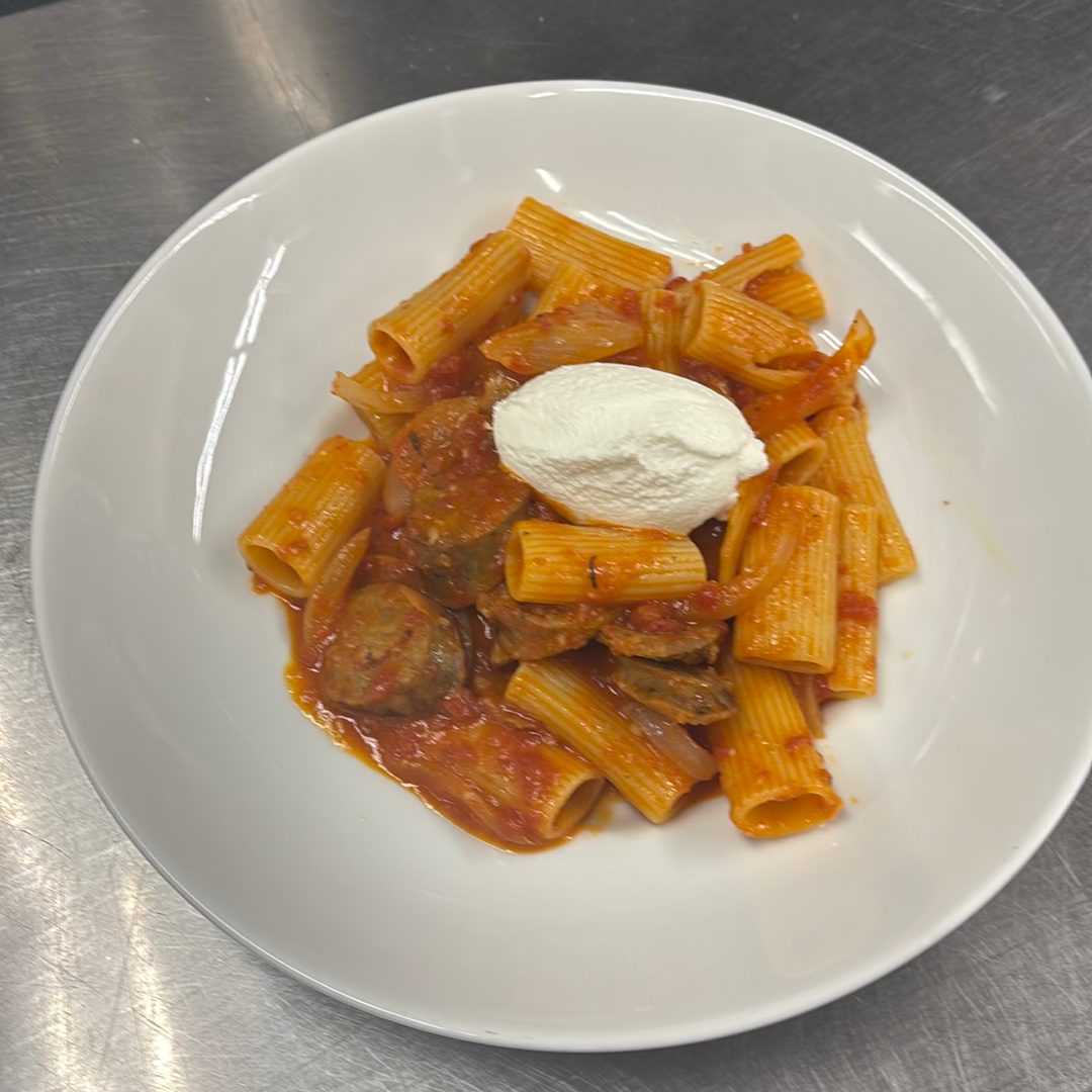 Rigatoni Salsiccia e Ricotta.